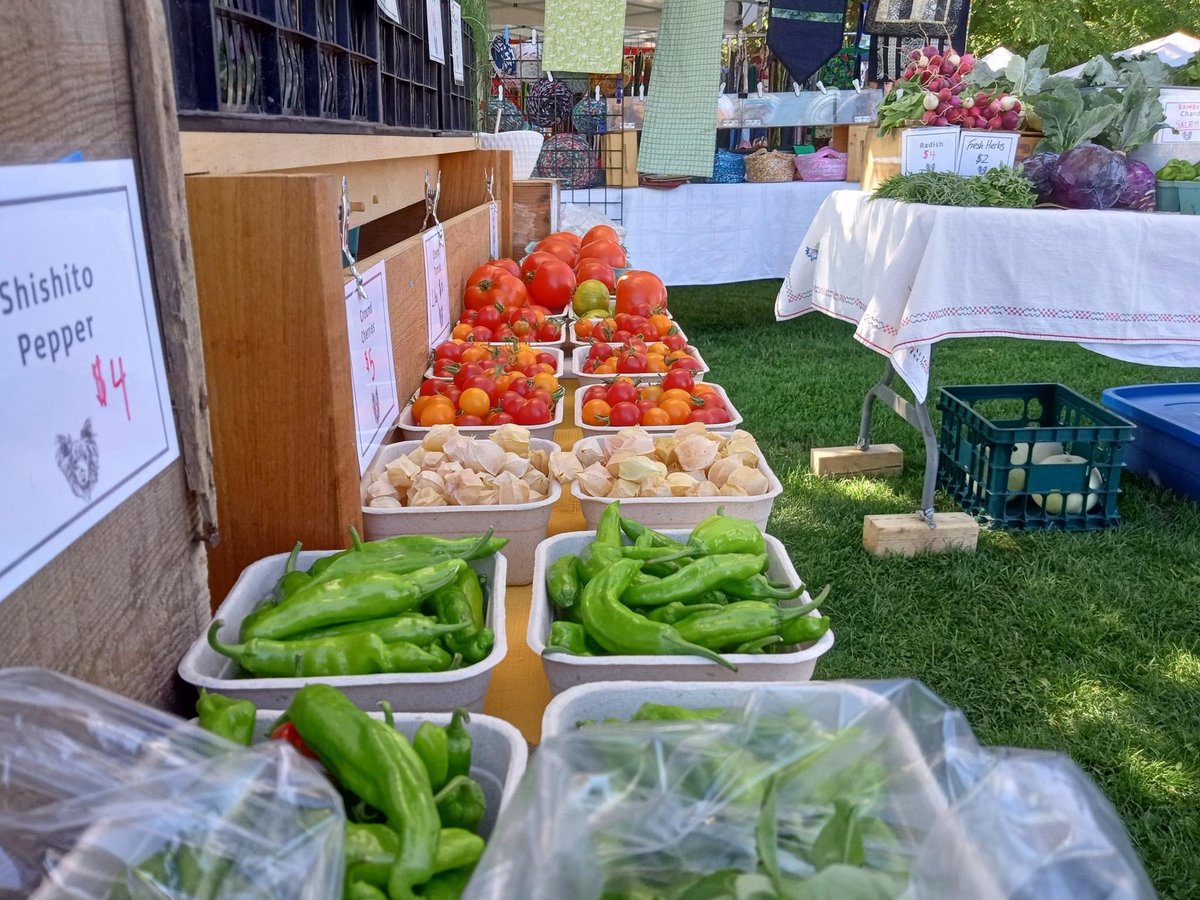 Support local. The last one of the season - Lake Country Farmers Market closes at 6pm tonight at Swallwell Park. Nothing beats local, fresh produce!