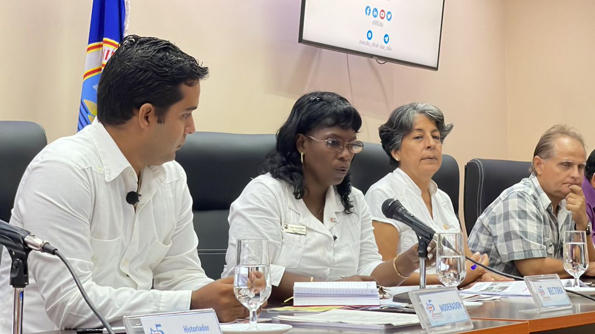 #75UO/ La <a href="/UOCuba/">Universidad de Oriente</a> realizó su II Conferencia de Prensa dando inicio así a las actividades centrales por los 75 años de esta Casa de Altos Estudios.
Más detalles en el siguiente link: latablilla.uo.edu.cu/75-anos-de-cie…