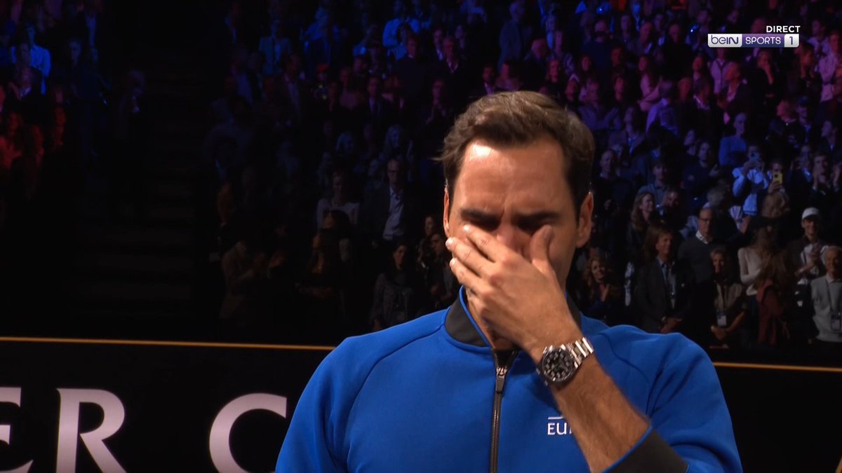 UniversTennis's tweet photo. TOUT LE MONDE PLEURE😭

#Federer https://t.co/DRF7nBsWbb