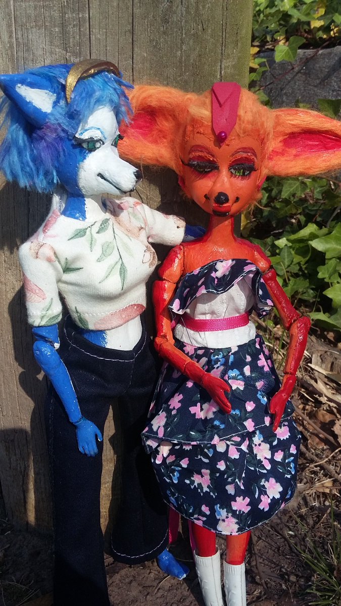 MerBleue666's tweet photo. The girl(friends)!
#starfox #krystal #faraphoenix #dollcustom https://t.co/3SUsaDhIih