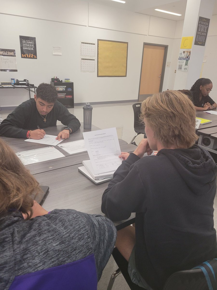 KCAL_Law's tweet photo. Legal Research and Writing students engaged in a jigsaw activity to teach each other about sources of law. The AVID Storyboard graphic organizers turned out great! #CTEinKISD https://t.co/gHdWDIc0Sw