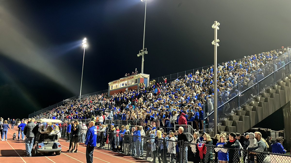 Packed house on the Ridge <a href="/Neshaminy_Skins/">Neshaminy Football</a>