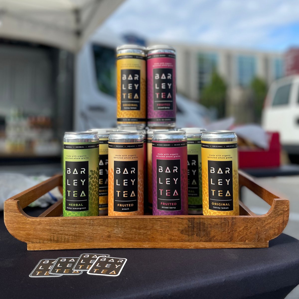 FREE! FREE! FREE! (samples of Barley Tea) all weekend long at farmers' markets. From OG, Herbal, Mixed Berry, and Peach, there's a flavor crying out to you. Learn more at loom.ly/H0svf84. #barleyteatime