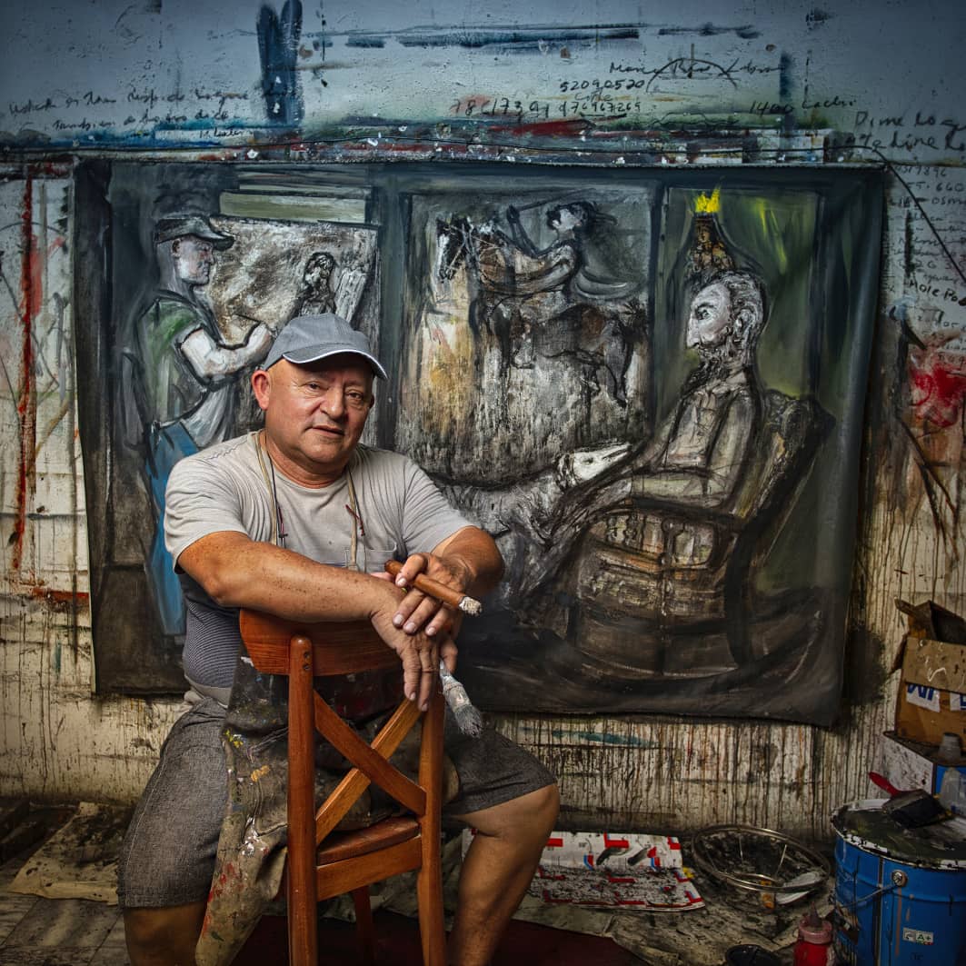 DiazCanelB's tweet photo. Dicen que cumple 75 Nelson Domínguez, uno de los grandes de las artes visuales en #Cuba. Lo felicito con el mayor afecto y la certeza de que él y su obra magnífica, jamás envejecen. Gran abrazo, querido amigo. https://t.co/1qFBls7lSZ