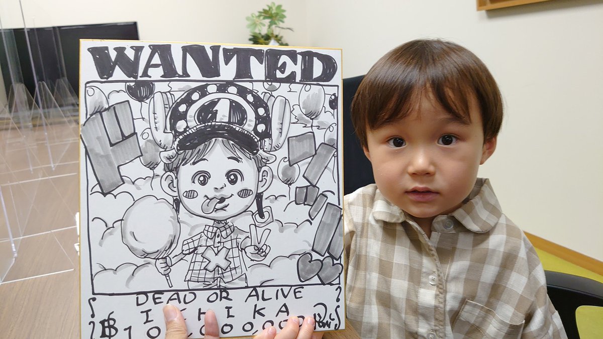 今日は企業案件で豊田自動織機で似顔絵描いてきました⭐社員が抽選で当たったら描いてもらえると言うもので子どもちゃんがほとんどでした⭐みんな元気でおもろい子達ばかりで楽しめました!選りすぐりをご紹介!