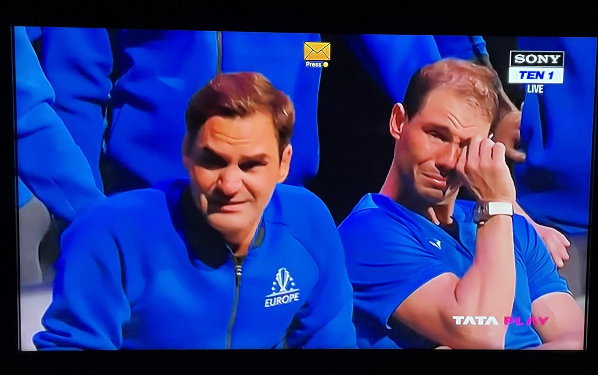 anuj10trivedi's tweet photo. This image is perhaps the greatest thing about sports.
Fiercest of rivalries, probably the most impactful and sport changing one, and yet the mutual respect and admiration turned it into a friendship at deepest levels.
One of the most moving visuals

#RogerFederer𓃵 #Fedal #Nadal https://t.co/K9wr6hqcNn