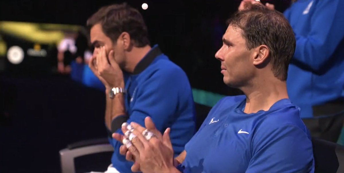 Momblrestiarzio's tweet photo. Roger #Federer and Nadal ❤️

Thank you guys, for everything.

#LaverCup https://t.co/2ORrs4058D