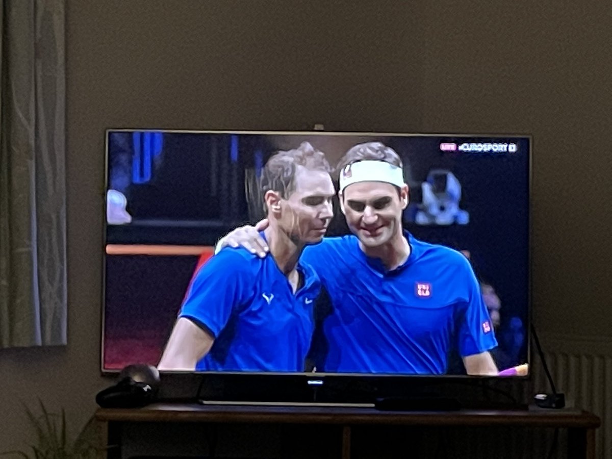 A thing of beauty - The RF forehand and one-handed backhand. Thank you! #LaverCup #Federer #Fedal #tennis