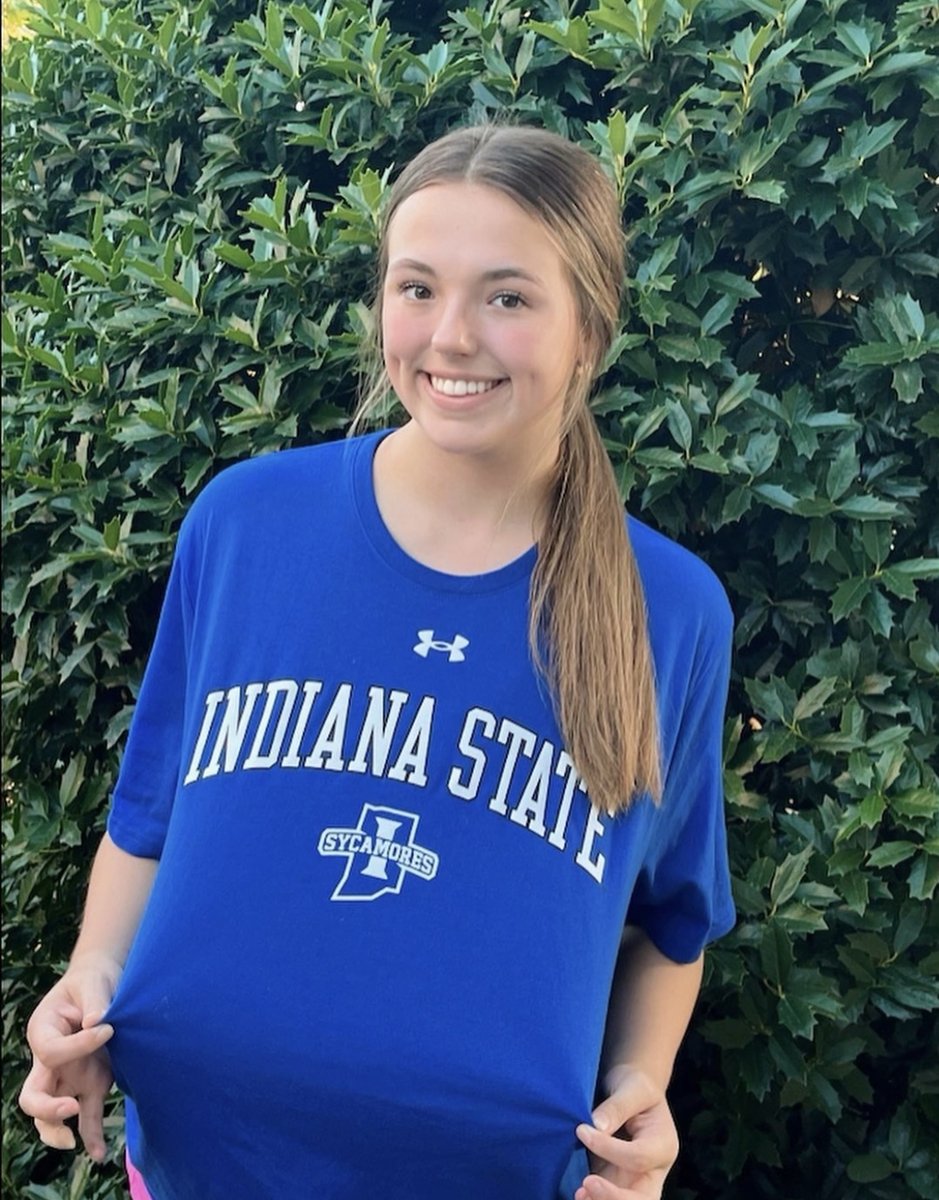 CurryKendall1's tweet photo. I am so blessed to announce my verbal commitment to play D1 volleyball at Indiana State University. I owe ALL my success to the Lord, his guidance graces me everyday. Can't wait to be a Sycamore. 💙🤍💙 ROLL TREES 🌲#MarchOn @ashleepritchard @jkeanvb @oklahomapeak @TWSportsExtra https://t.co/ojPCkVeLp4