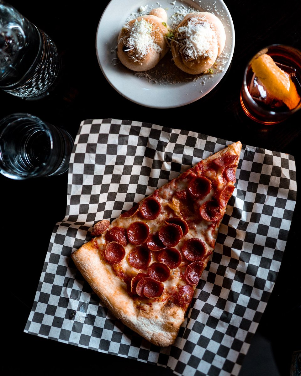 The1905bar's tweet photo. A classic for a reason.

#portlandmusic #portlandJazz #portlandjazzclub #portlandmusicscene #portlandmusician #jazzbar #pdxjazz #the1905 #portlandnight #portlandsummer #bestdrinks #portlandfoodie #pdxeats #pdxpizza
@and_rew_and_you https://t.co/jGpJc1gS5s