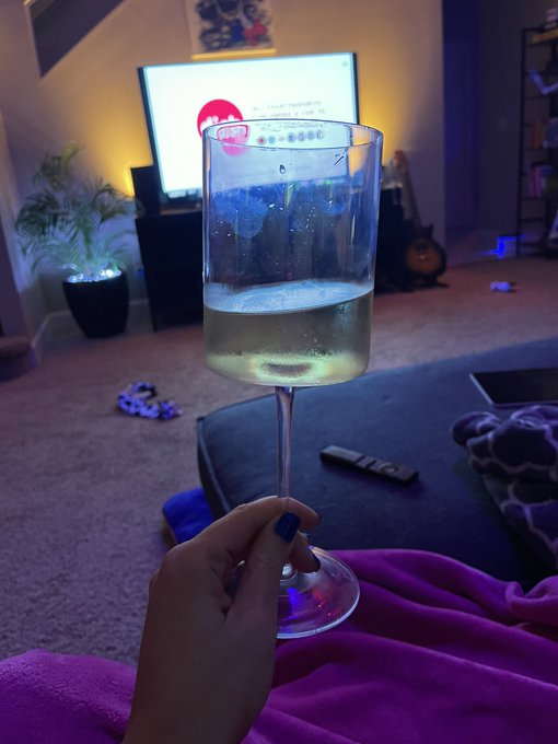 TW Pornstars - Cassidy Nicole🤓. Pictures and videos from Twitter.