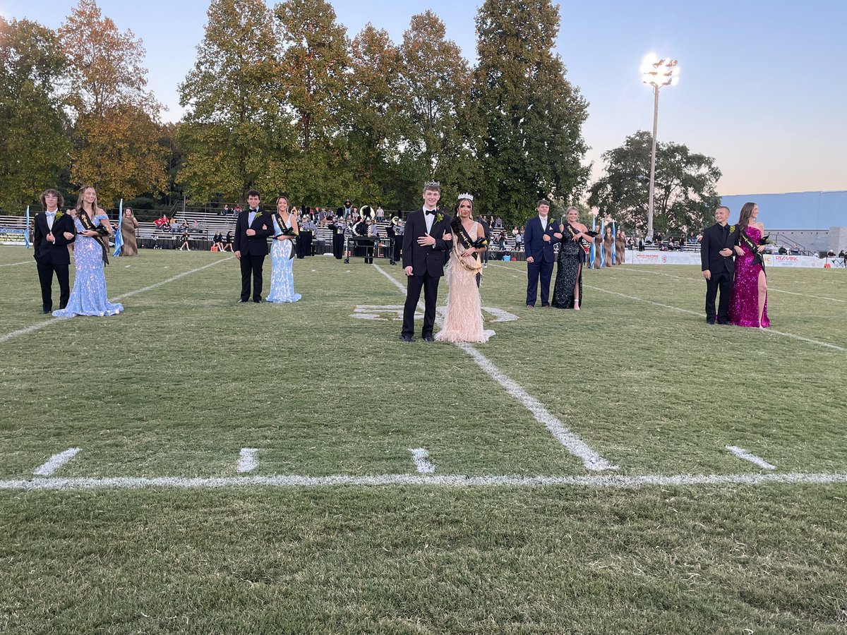 Jennifer Littleton, Ed.D. (@jen_litt) on Twitter photo Congratulations to the 2022 Homecoming King & Queen- Chase Hooper & Cora Green!!! <a href="/LorettoHigh/">Loretto High School</a> Congratulations to the 2022 Homecoming King & Queen- Chase Hooper & Cora Green!!! <a href="/LorettoHigh/">Loretto High School</a>