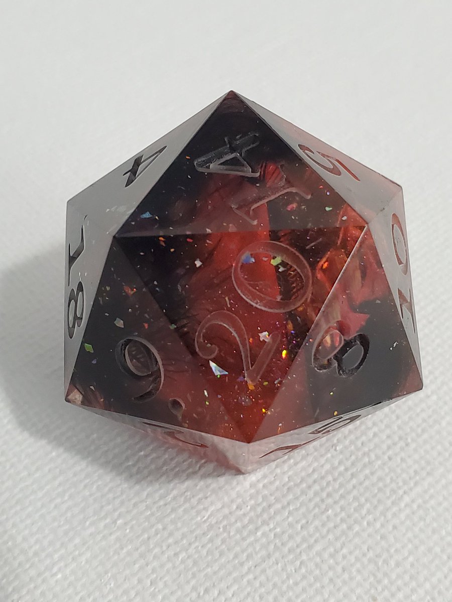 CritCandyDice's tweet photo. Been working on some chonks now that I finally figured out my Big Mold. These things are quite fun to make. https://t.co/6OCLhhvGrL