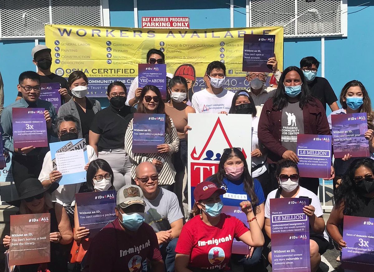 CALimmigrant's tweet photo. We're proud to lead this historic win w/ @ajsocal_ @the_ILRC @CHIRLA &amp; even prouder to have led this fight for the right to documentation as the sponsor of #AB60 in 2013. Thank you @CAgovernor &amp; @JonesSawyerAD59 @AsmMarkStone for your commitment to a California for All. (4/4) https://t.co/xn8DMFx9L9