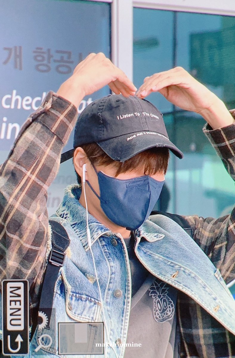 makehimmine114's tweet photo. 220924 ICN 🫶🏻👋🏻 #카이 #KAI https://t.co/dURoRa8oa5