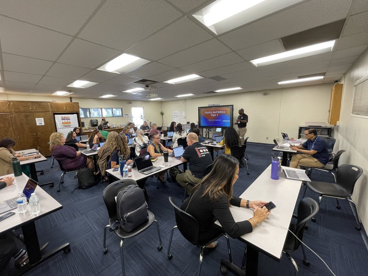 jamal_fades's tweet photo. Productive Principals’ meeting w @MooneyEdD providing guidance to #CJUSD leaders on how to facilitate the discussion on #Equity at their sites #ChangingHeartsNMinds #BeingVulnerable #BuildingAuthenticRelationships #ControlWhatYouCanControl #ASeatAtTheTable #MovingForward https://t.co/ZAnKYSTHiQ