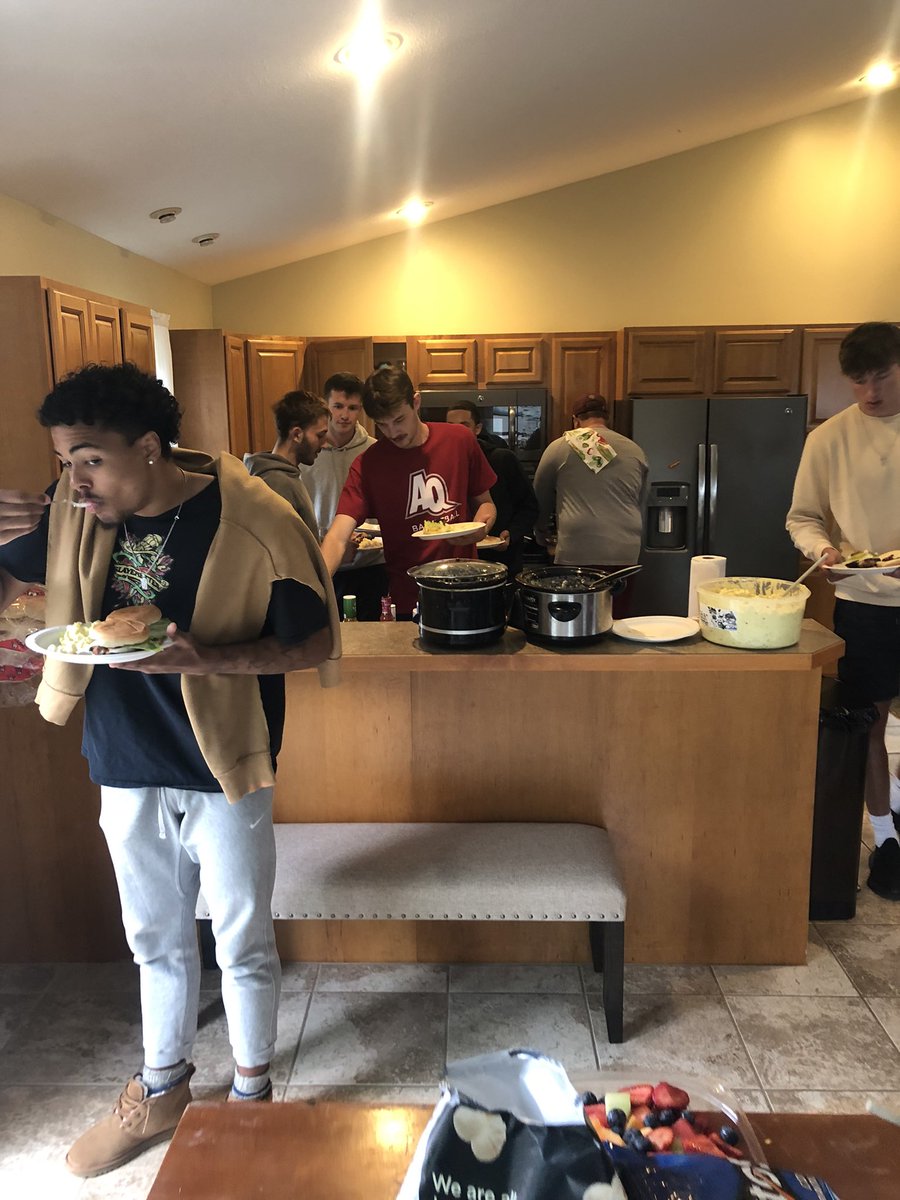 Ryan Bertoia tweet media