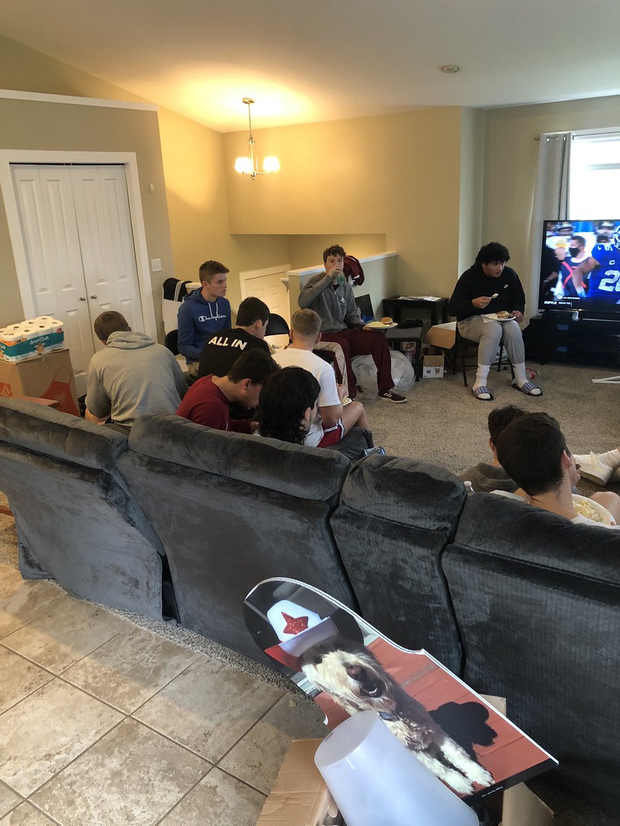 Ryan Bertoia tweet media