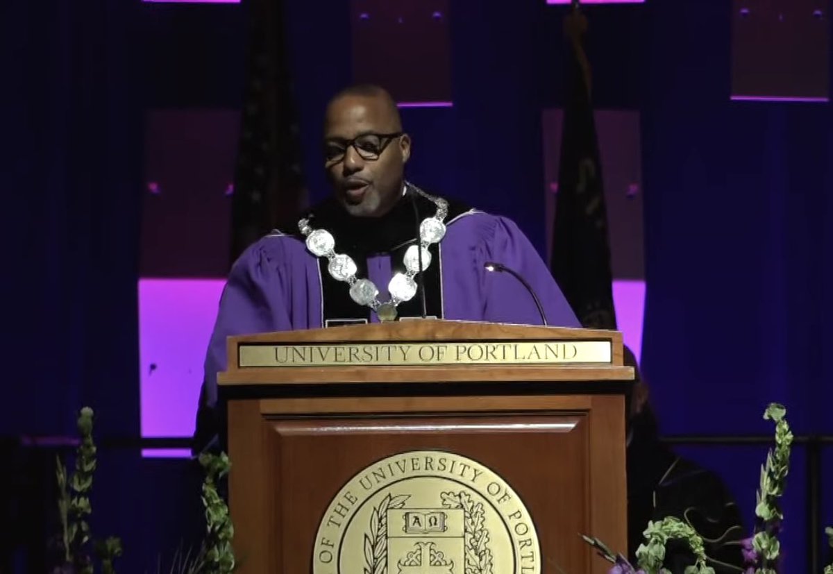 CreativeSAPro's tweet photo. So excited for the @UPortland and their new president @DrRobKelly! Such an inspirational start focusing on Hope, Truth, and Transformation! https://t.co/k8iZ5Uayhv