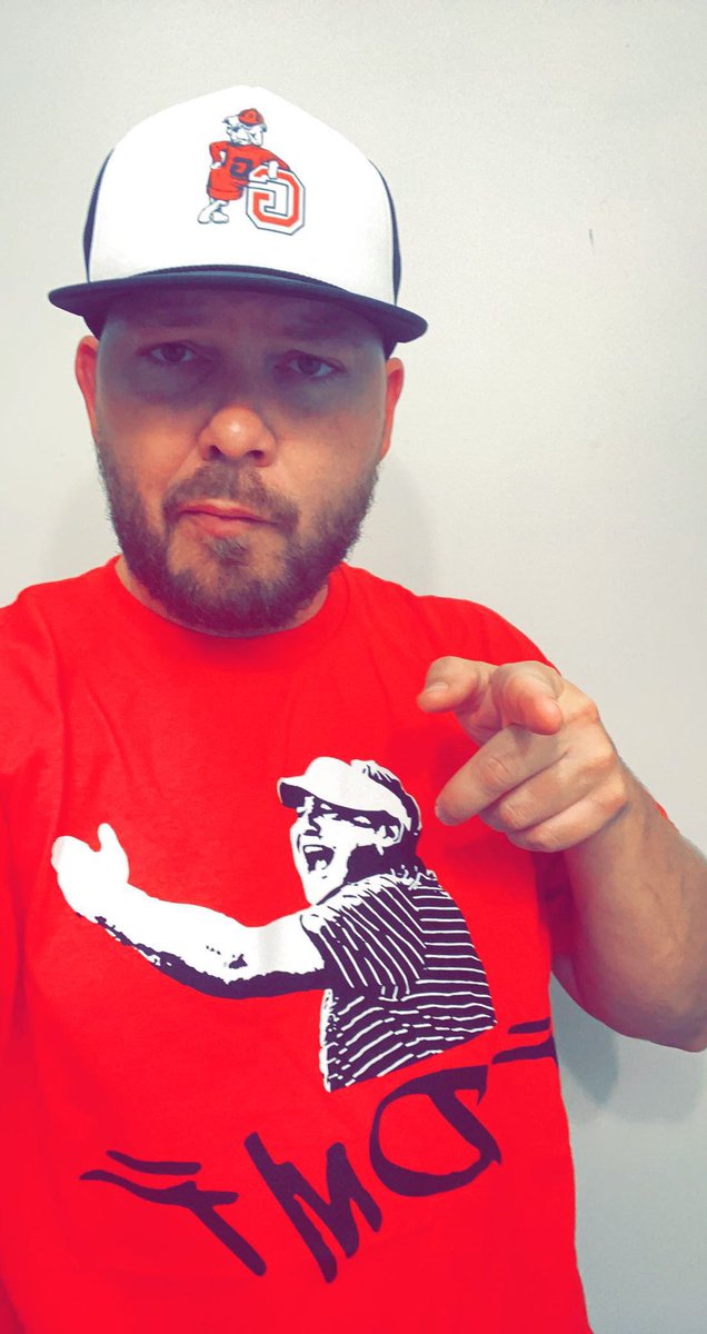 dawgs_forever's tweet photo. HUGE SHOUTOUT to @RyanTrainorUGA for the new threads just in time for a Saturday in Athens!
#GoDawgs
#FDMF https://t.co/B1LvcvSDjm