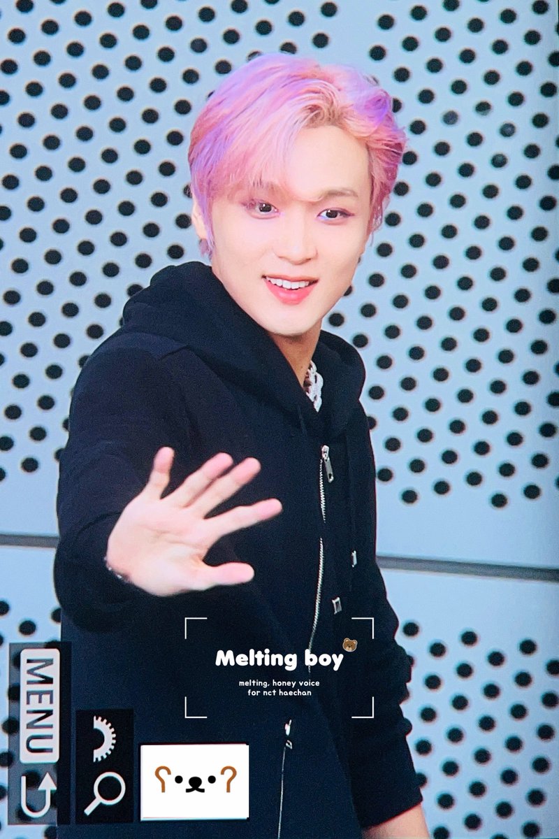 meltingboy606's tweet photo. 220924 음중 미니팬미팅 프리뷰🧸

#해찬 #HAECHAN #nct #nct127 

웃는거 너무 이쁜 동혁이💚💜 https://t.co/11LSOzXhLd