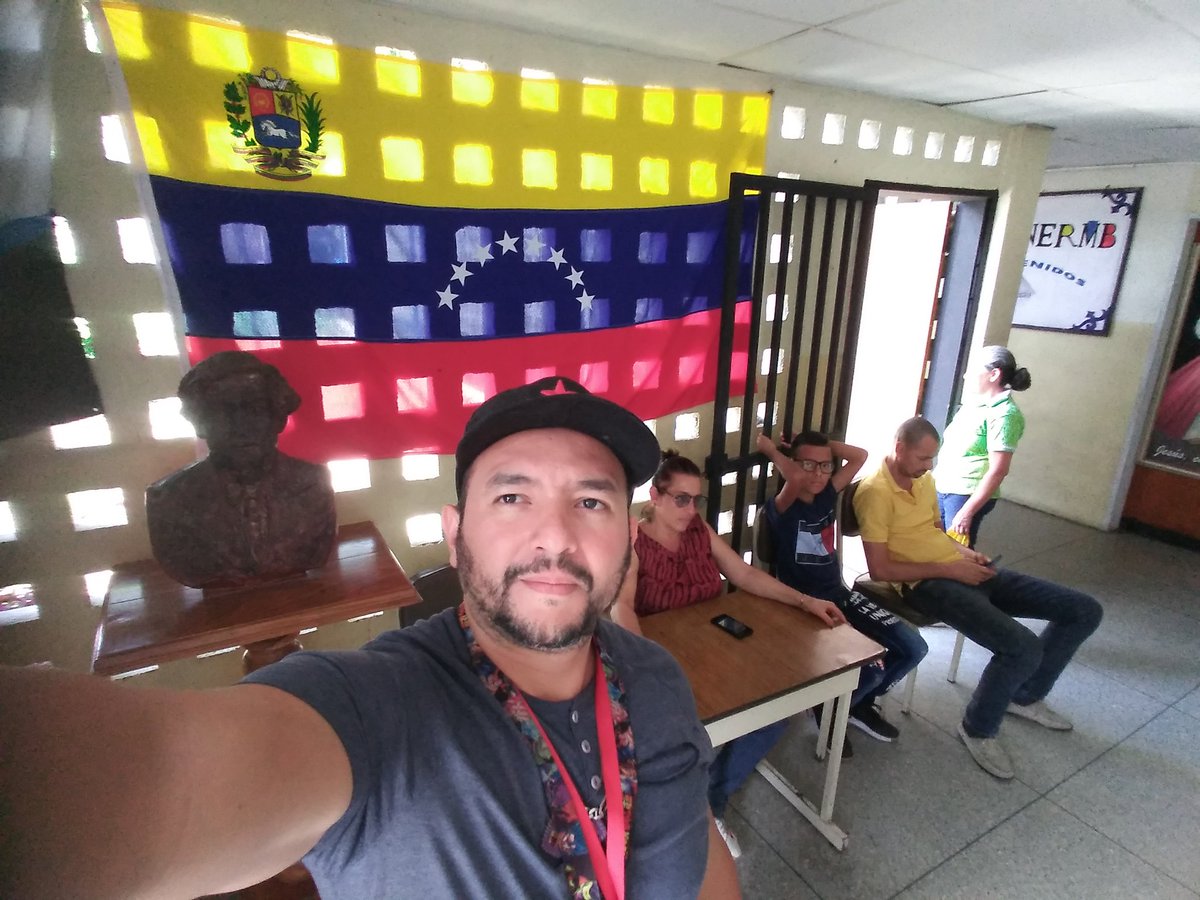 PosgradoT's tweet photo. 23/09/22 Actividades Académicas, Administrativas y de Mantenimiento en el Posgrado UNERMB TRUJILLO con la @alcaldiatruji_1 @CNH_Ven @NicolasMaduro @Iroschimajpsuv @Gerardo4fPsuv @carloscontigo  @Rixiorector @Tibisayunearte @mppeuniv @arbolve @ninoskaortiz25 @prensaunermb https://t.co/pP2m2QxFfV