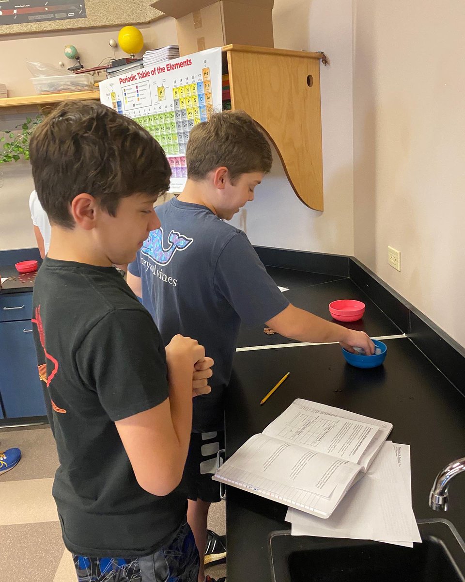 WestminsterOKC's tweet photo. Friday update! 
• Middle Division students collaborated on the Nervous System Lab. They investigated the effects temperature had on their ability to pick up pennies. 🖐🏼
#whywewestminster https://t.co/rq0b7tsosr