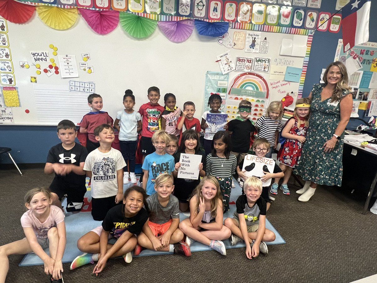 MrsSurawski's tweet photo. We had so many amazing readers come read for Read Across America Week! @SnyderStallions https://t.co/gGokt14GWb