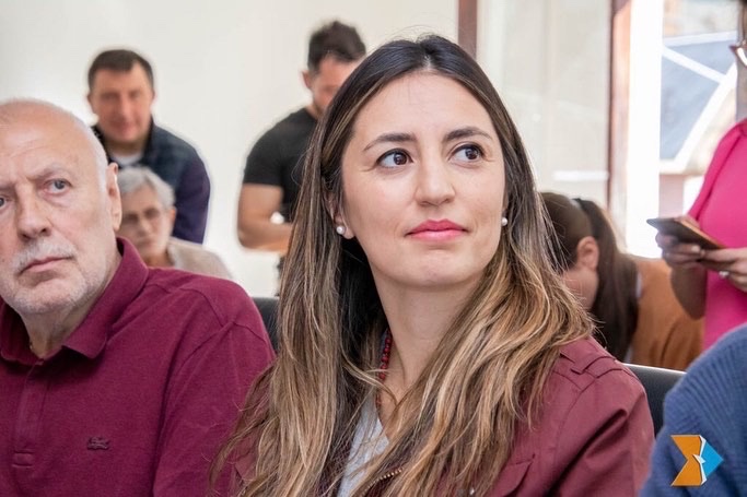 laucolazo's tweet photo. Hoy en la Comisión de Legislación Gral. recibimos a la ministra de Educación de la Provincia y la Sec. de Ciencia y Tecnología.
Junto al Presidente e integrantes de la Caja de Jubilaciones, jubilados y Sutef continuamos analizando la modificación del régimen previsional docente . https://t.co/taWLQueajw