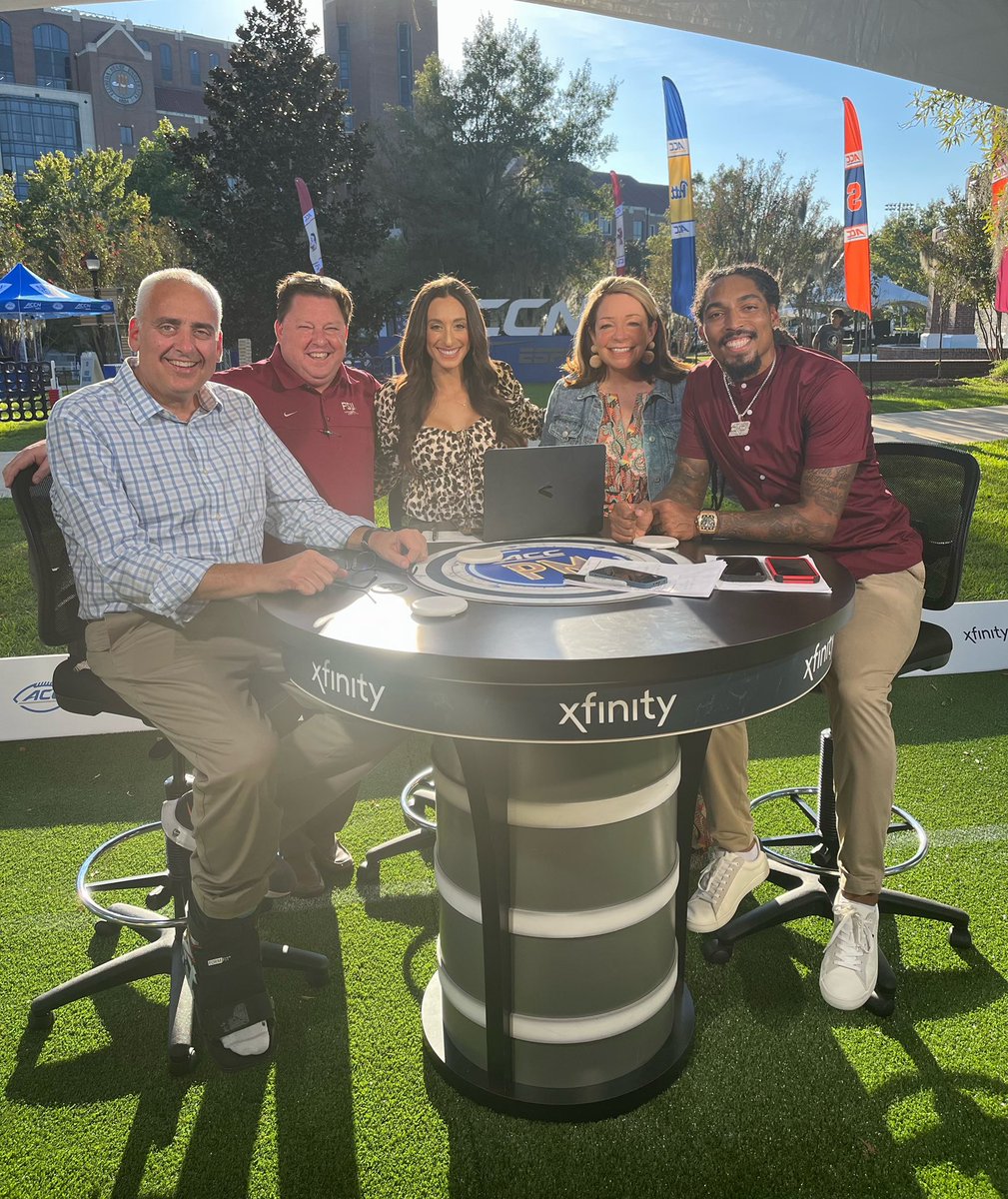 DeanB_FSULaw's tweet image. It's not fall without football…and the @accnetwork! Welcome to FSU, #ACCPM, @MarkPacker, @TaylorTannebaum &amp;amp; @TreBos10! 🍢🏈🍁🤗 @chuckwalshfsu @floridastate #BeatBC