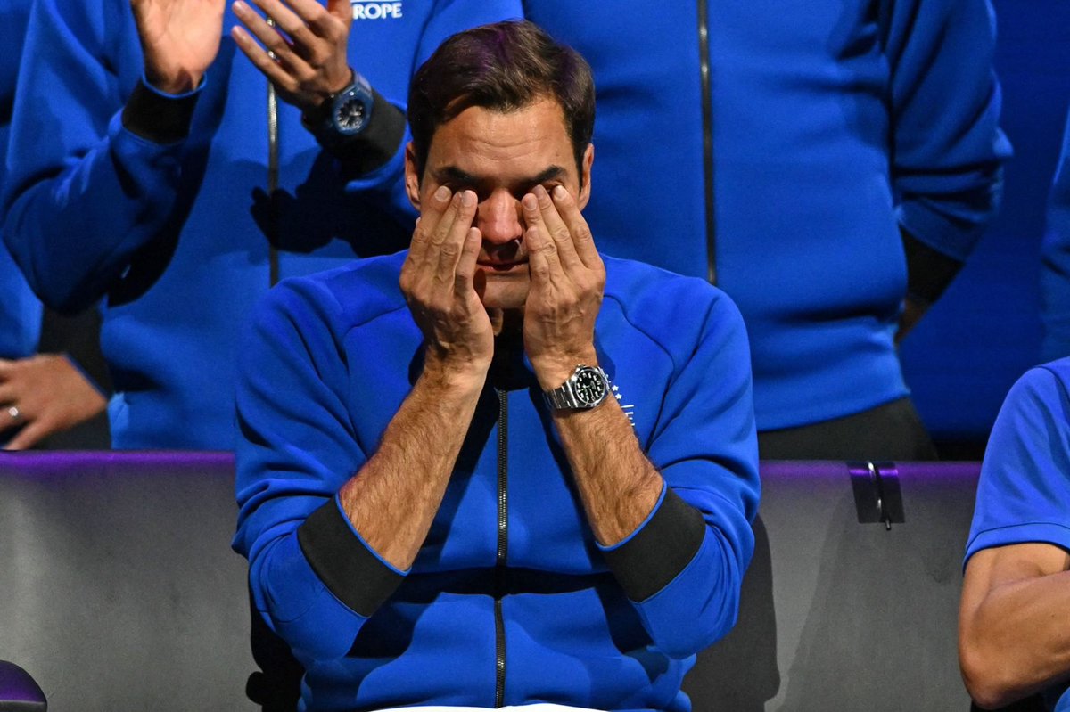 Germanytor_'s tweet photo. It’s time to say goodbye. Farewell legend, you’ll always be in our hearts 😭💔

@rogerfederer 
#ThankYouRoger
#LaverCup 
#RogerFederer��
#TeamEurope
#TeamWorld
#Tennis https://t.co/Je1jIjTvoF