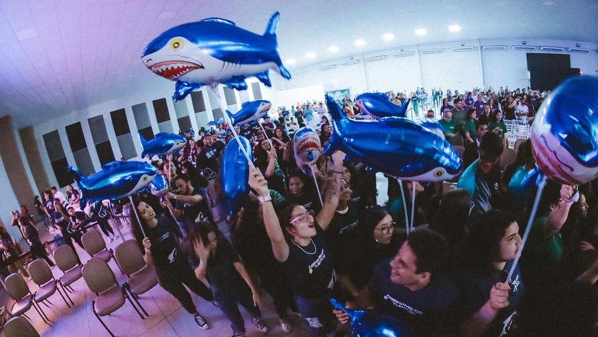 SNToficial's tweet photo. Não vamos permitir o Senhor sair das nossas vidas, amém?! 

#celebranordeste
#saraconference22
#olheparaoalto https://t.co/u8eKGba2wq