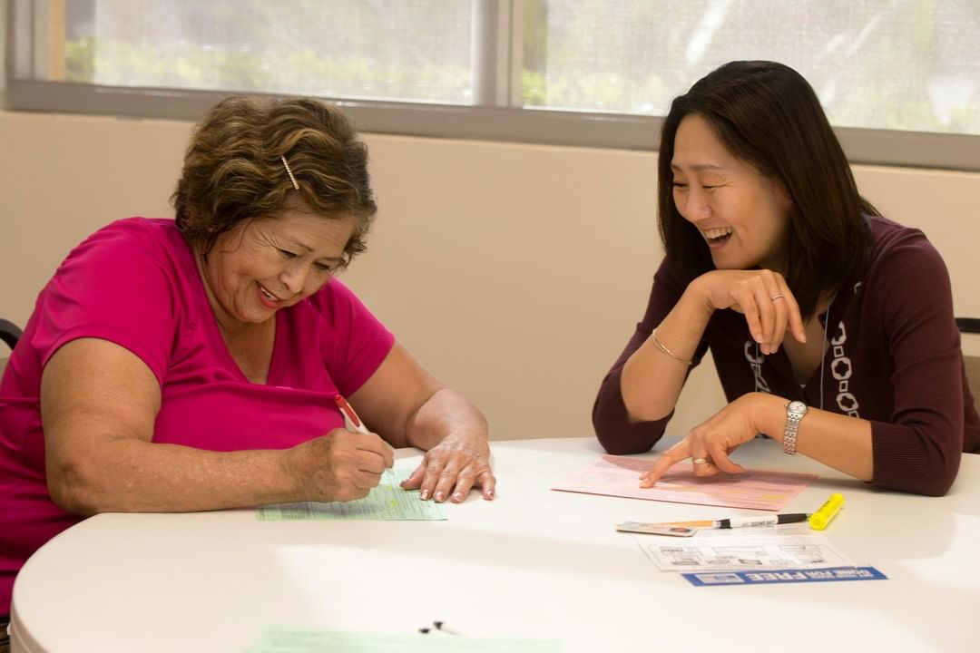 unitedwayoc's tweet photo. Become a Volunteer Income Tax Assistance (#VITA) volunteer with our #OCFreeTaxPrep program and help local working families save hundreds of dollars and file their taxes for free! 

Sign-up today on our website: https://t.co/69fwsIKRUf.

#FinancialSecurityOC #TheOCWay https://t.co/FhKb8XGIVE