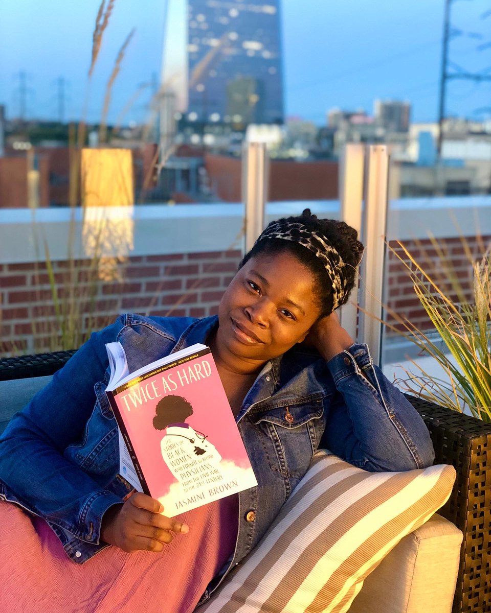 JasmineB_Author's tweet image. It’s hard to believe my dream of sharing this book with the world is almost a reality✨

#author #history #nonfiction #WritingCommunity #MedTwitter #blacktwitter #blackgirlmagic #DreamBig