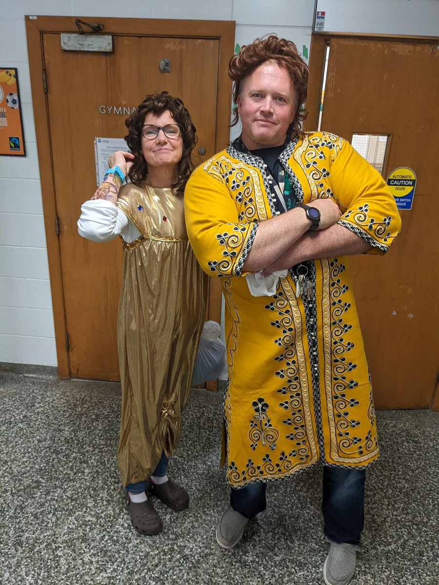 FantasticCooki2's tweet photo. Friday was extra special because @MckayPublic met their first $1000 goal for Terry Fox! Lets keep it going ☺️ https://t.co/sjHcBA9ROL