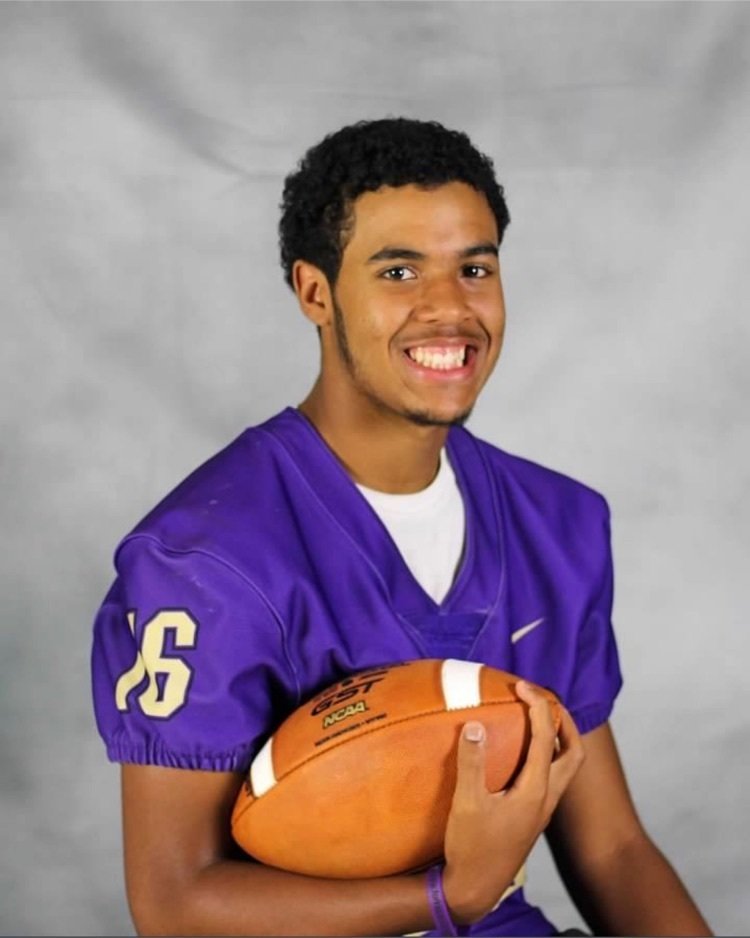 Last but not least. Meet Senior QB Anthony Evans! With his fast feet, amazing vision, and calm cool demeanor it makes it seem like he has been a QB for life! But nope, this is his first year and he is amazing!