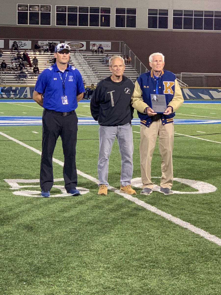 KHS Boys Track/XC tweet media