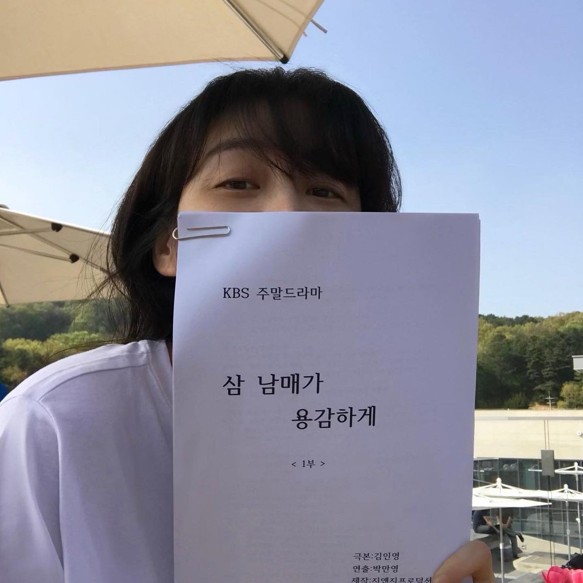 hanathinkr's tweet photo. happy late birthday to our beautiful hana ! 🦥💝
i hope she had a nice day surrounded by love and support from everyone. 💌 
#이하나_생일축하해
#OneFineDayWithHana
#HAPPY_HANA_DAY https://t.co/wZS0XHcumt