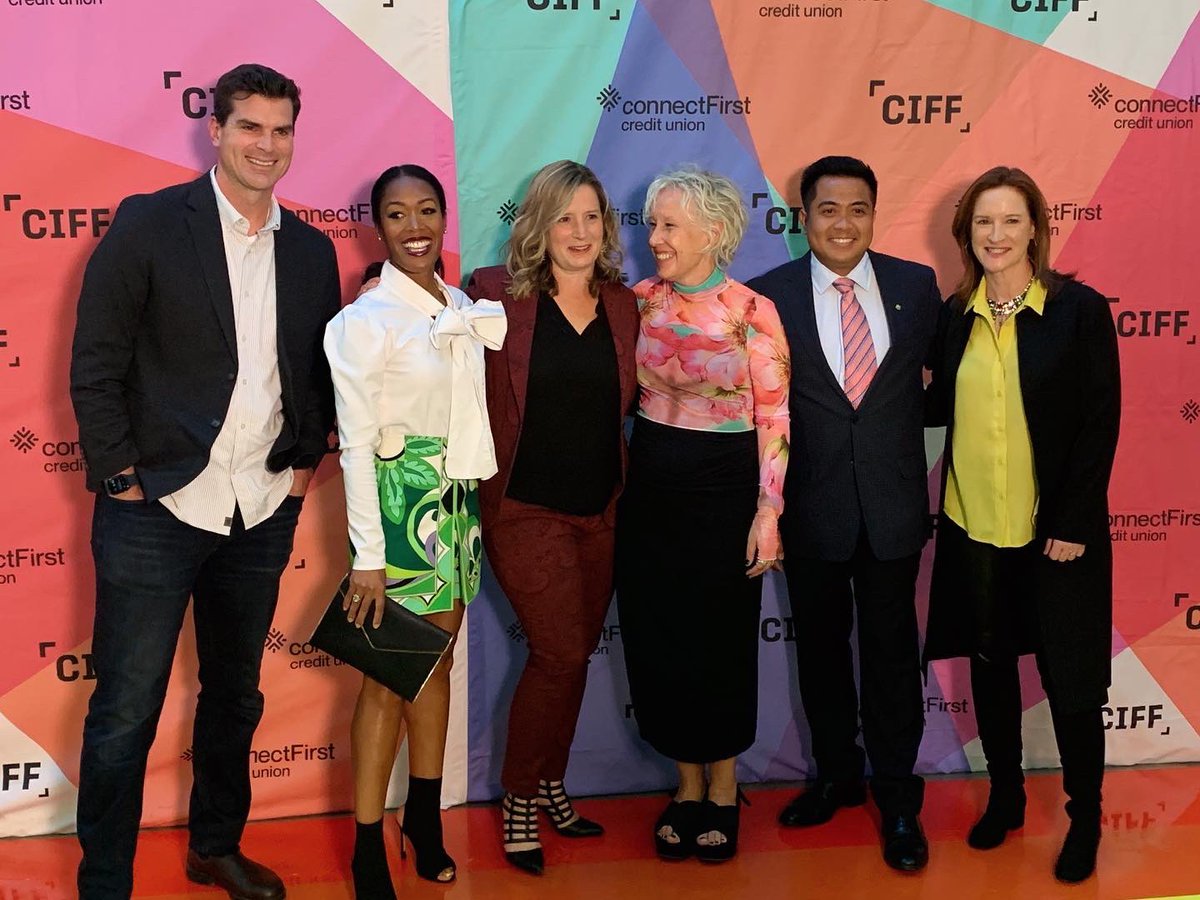 RosmanYYC's tweet photo. ….and the rainbow carpet premiere begins at the @CIFFcalgary . 

I am grateful for the opportunity to be part of the production team of Francheska: Prairie Queen. 

#ParasaPilipino #PinoyPride #ABArtist #abfilms #yyc #yycevents #ciff #CIFF2022 https://t.co/JaUwmdEjMI