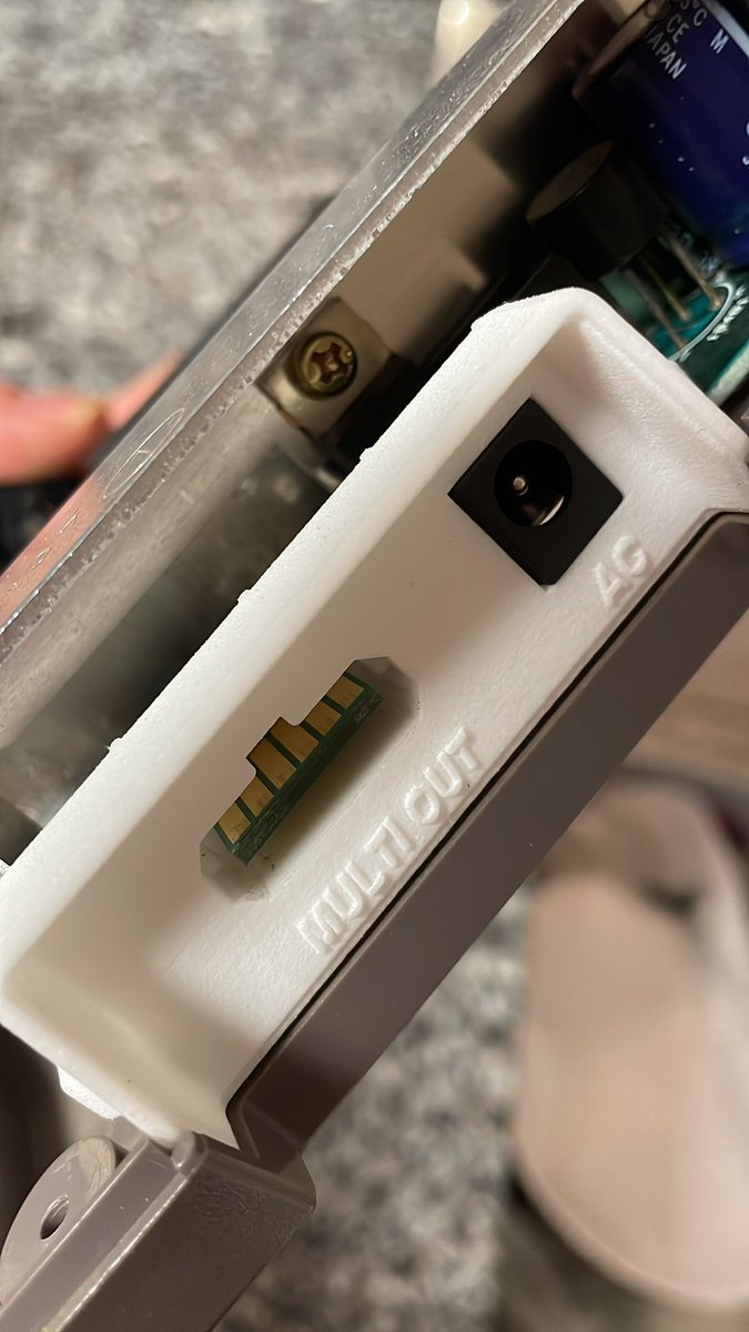 RGB modded my Toploader NES today. Looking pretty slick. Cable management is on point. Solder skills could use some improvement. 

Tim Worthington kit and <a href="/Retrofixes/">RetroFixes</a> Nintendo Multiout.
#RETROGAMING #Nes #Nintendo