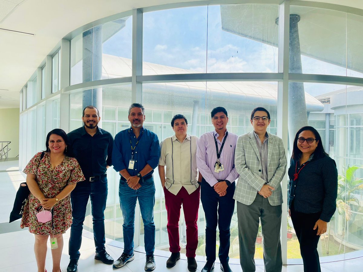 DEC_INV_ESPOL's tweet image. 🔝Esta semana visitamos nuestros centros de investigación para identificar actividades de divulgación científica 📣 e incluirlas en un plan 📋que nos permita llegar a diversos públicos. @Espol reconoce la importancia de divulgación a la sociedad. #ESPOLDivulga #ESPOLesCiencia