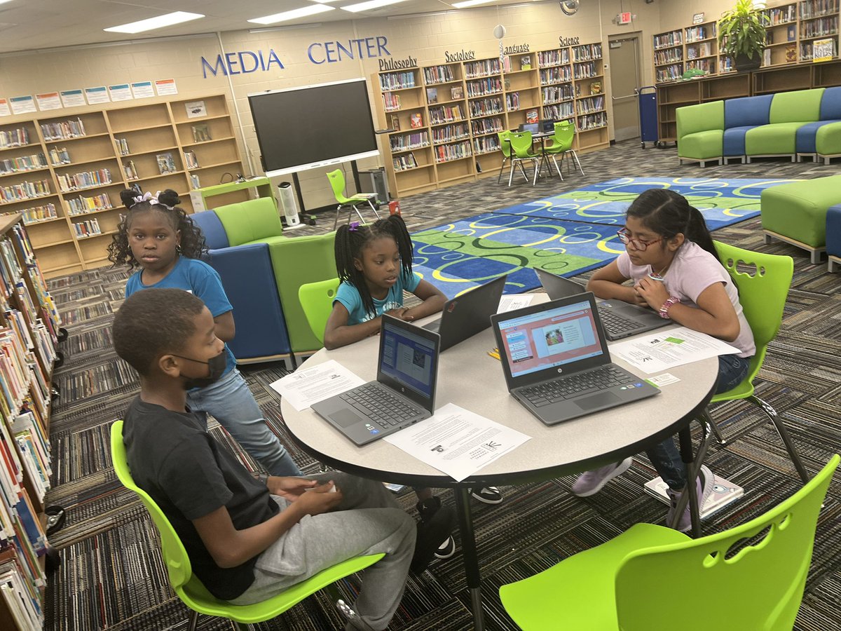 SharonJ32703052's tweet photo. CALS Tech Cards in full effect at J A Fair K-8 Prep School this week! @FairEaglesNest @DrJermallWright @MelindaModica @LrsdMedia @LindaNeal1913 https://t.co/3l58O42b9m