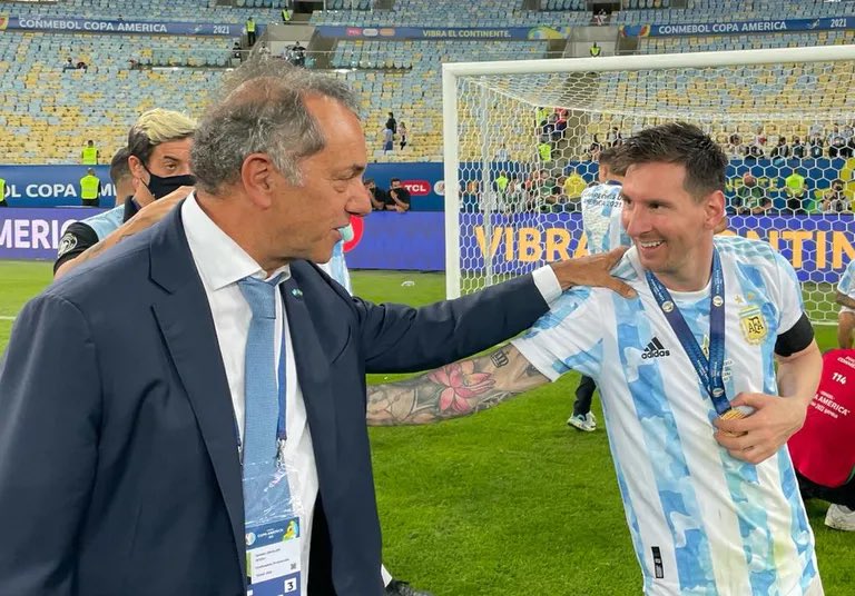 NisLabrousse's tweet photo. no me juzguen jajajajaj https://t.co/hLGq2IzYus