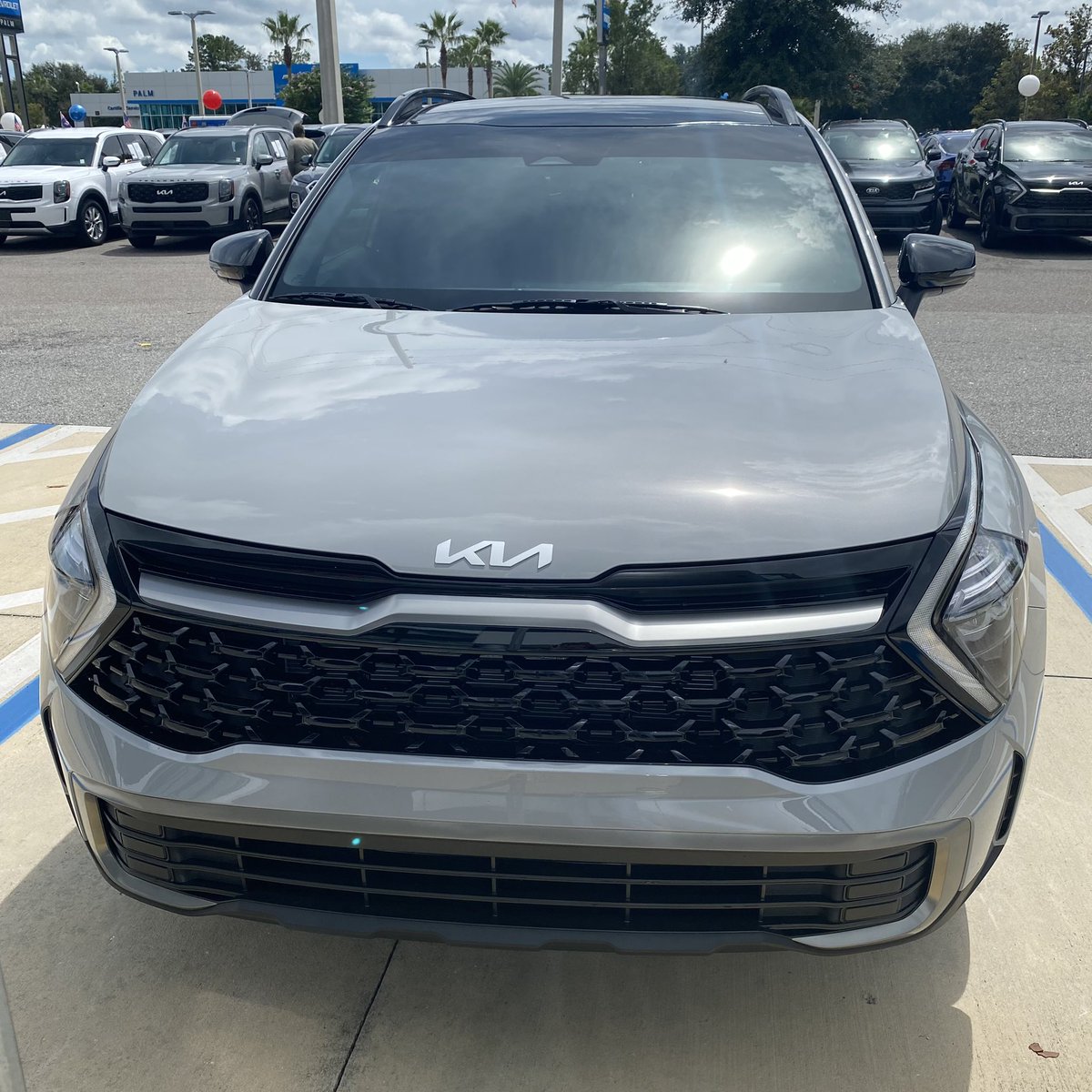 _KaylaMarshay's tweet photo. I don’t even post on here anymore but I’m showing off my new baby again 😍 https://t.co/TbkFYG84Kn