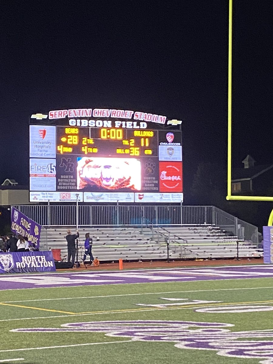 BEARS TAKE THE VICTORY 28-11 AGAINST STOW FOR THE FIRST TIME IN TEN YEARS!!! GREAT JOB TONIGHT BEARS💜💛 special thanks to the national guard for our uniforms tonight, thank you for your service‼️🐻