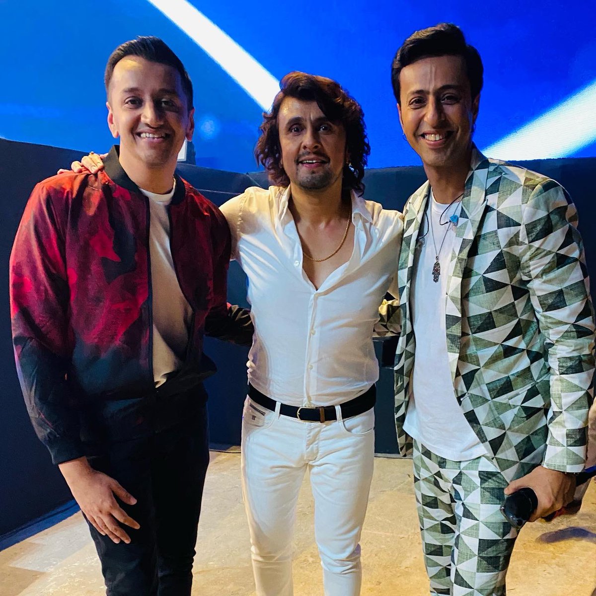dddrums's tweet photo. Had an amazing 3 day shoot with @SlimSulaiman for Bhoomi 2022 featuring some of the finest singers &amp; musicians. Stay tuned, releasing soon! #SonuNigam @shreyaghoshal @ipratibhasingh @HarshdeepKaur @muheetbharti @salim_merchant @Sulaiman @Jinx1983 @nyzeldlima @rajpandit17 https://t.co/mTW5rEMtDv