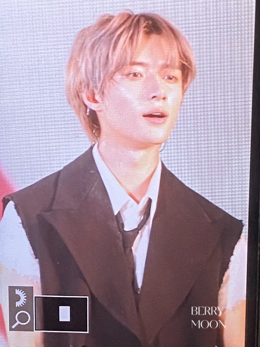 beomgyu looks tweet media