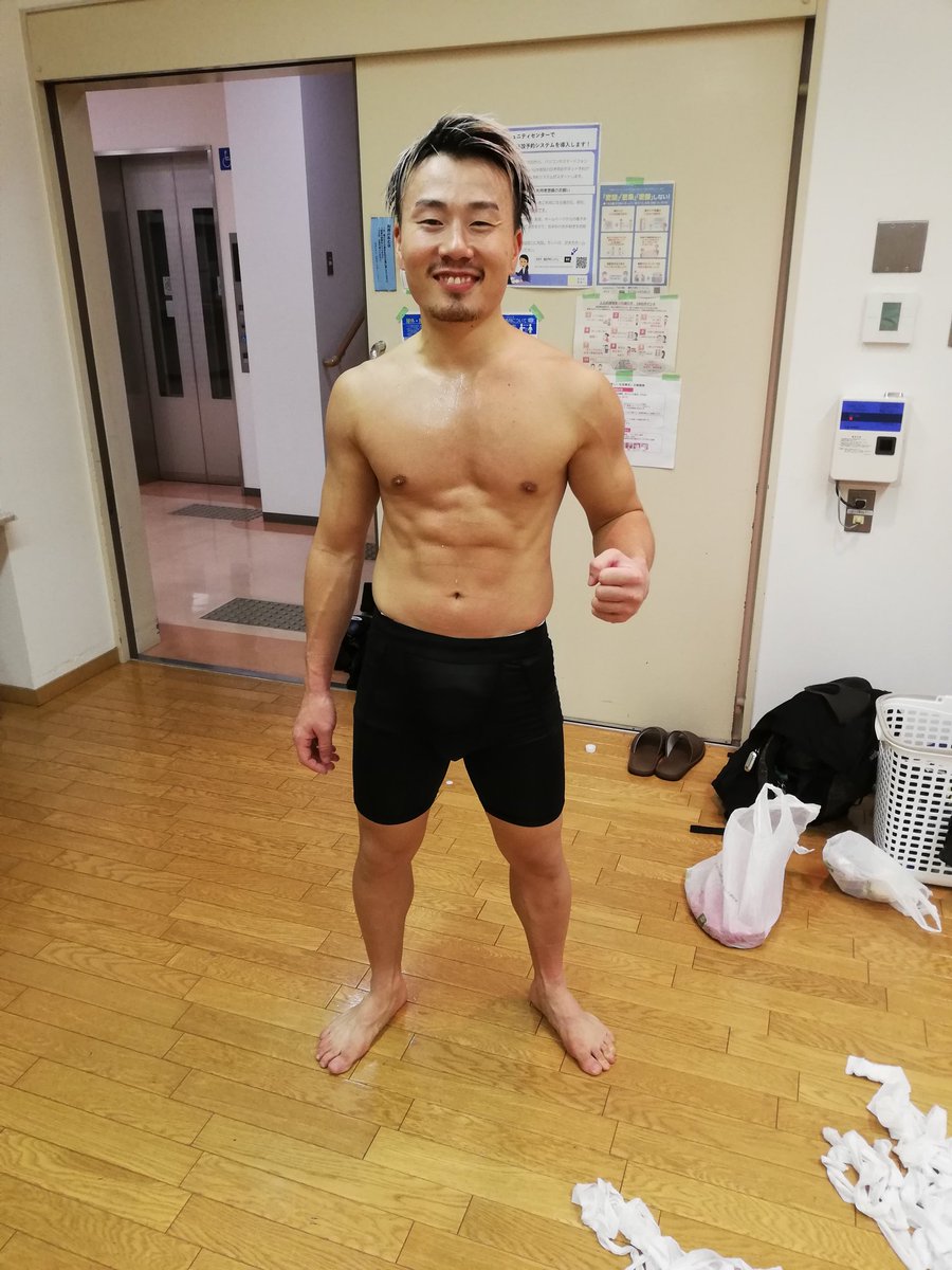 ssshun8's tweet photo. 昨日は久しぶりに直弥が練習に来てくれました！良い練習になった！
差し入れありがとう(^^)d

#小只直弥 #瞬光会 https://t.co/b7LIlWCIN0