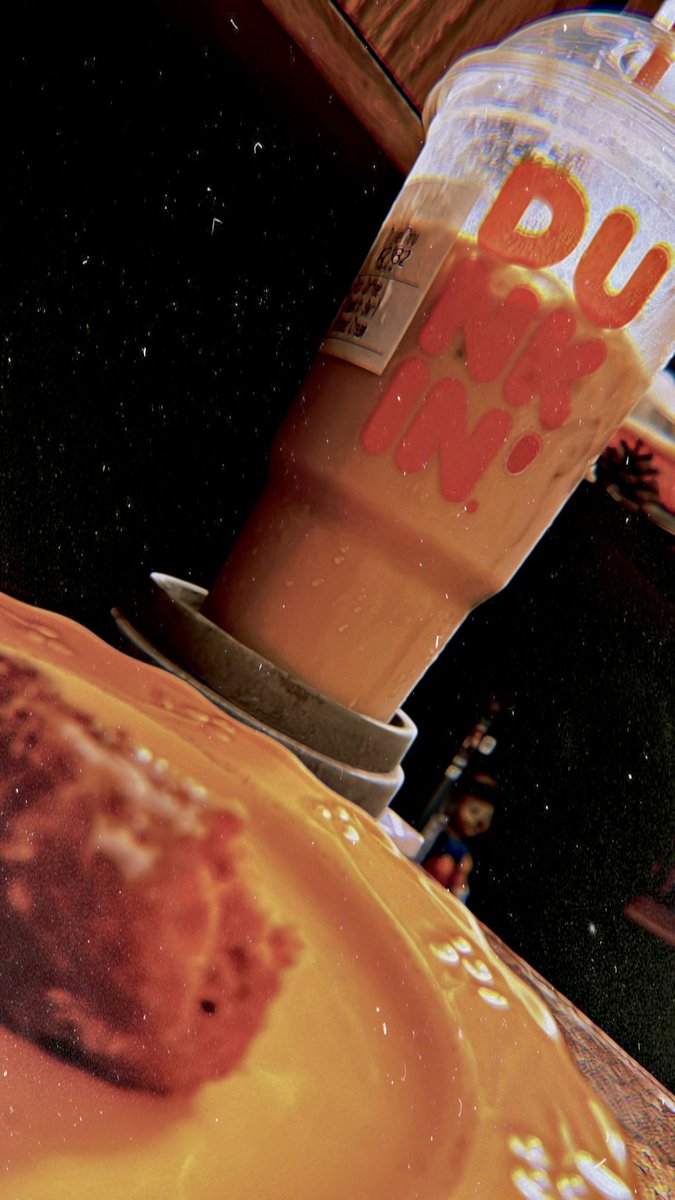 Nothing like it. 🍁 #dunkin