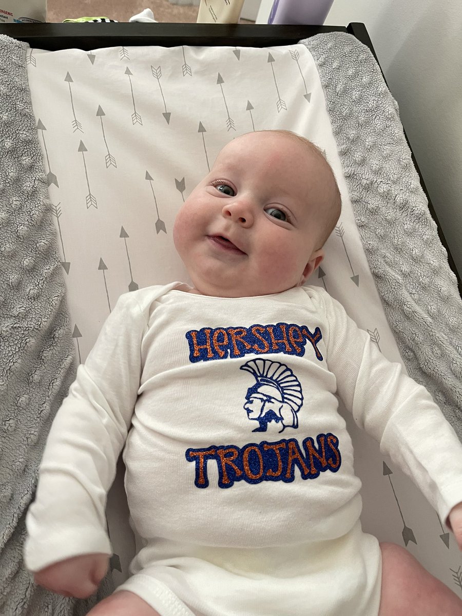Mrs_IntrieriHHS's tweet photo. Awesome Job to the Trojan Football Team! Way to bring back the 🫘. Your littlest fan was cheering you on tonight! https://t.co/bw18P1180q
